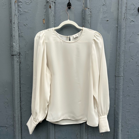 Wilfred Cream Long Sleeve Crepe Blouse, size M - Picture 1 of 9